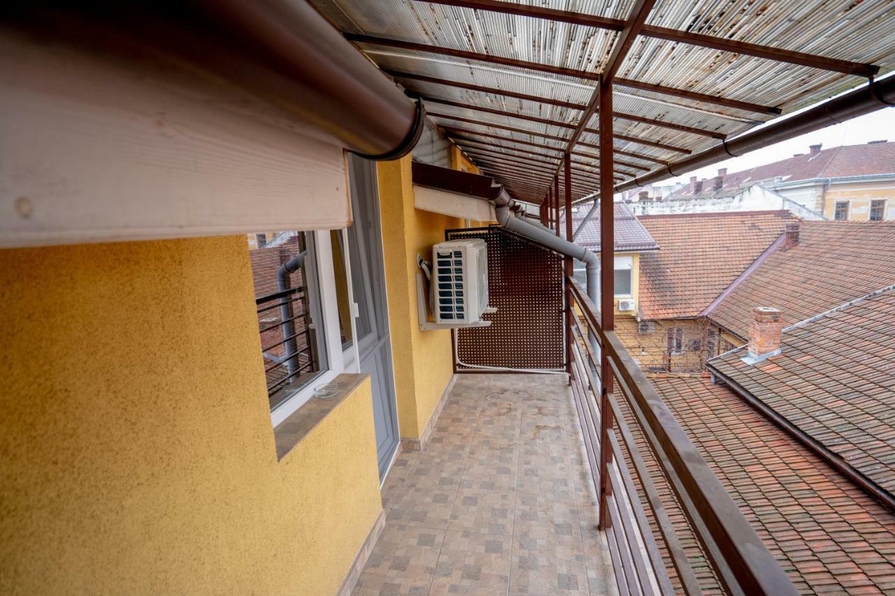 Casa Blum Hotel Lugoj Exterior photo